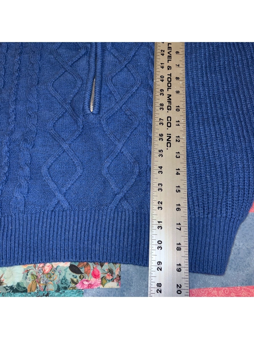 Urban Outfitters Woman’s S Blue Cable Knit Crop Half-Zip Sweater Size Small - Picture 8 of 8